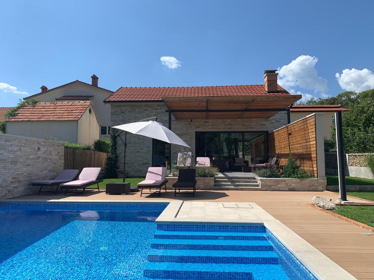 Kameni Dvori Donji Proložac Exterior foto