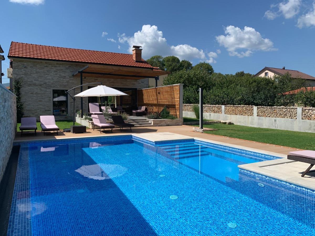 Kameni Dvori Donji Proložac Exterior foto